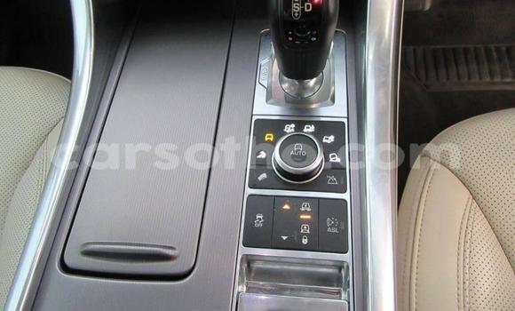 Acheter Occasion Voiture Land Rover Range Rover Blanc à Maseru, Maseru Acheter Occasion Voiture Land Rover Range Rover Blanc à Maseru, Maseru