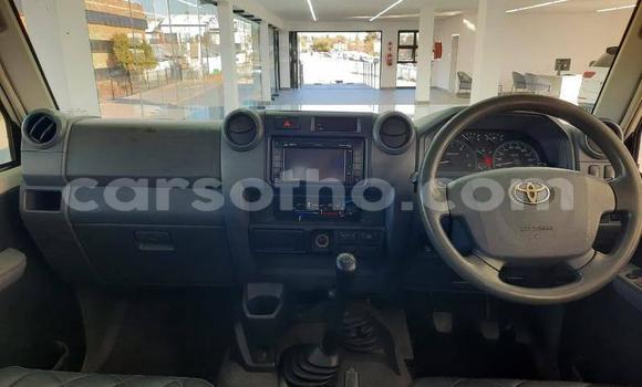 Acheter Occasion Voiture Toyota Land Cruiser Blanc à Maseru, Maseru Acheter Occasion Voiture Toyota Land Cruiser Blanc à Maseru, Maseru