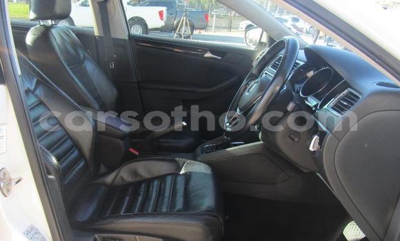 Acheter Occasion Voiture Volkswagen Jetta Blanc à Butha–Buthe, Thaba-Tseka Acheter Occasion Voiture Volkswagen Jetta Blanc à Butha–Buthe, Thaba-Tseka