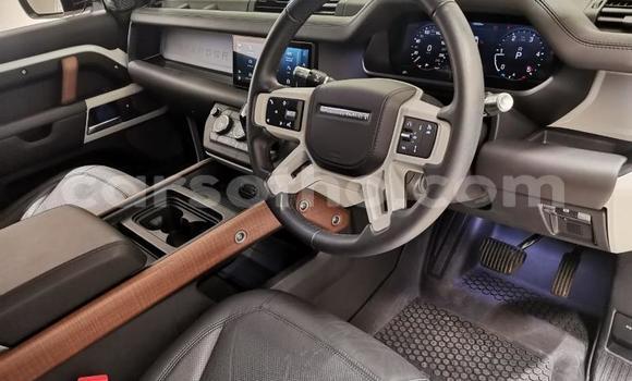 اشتري مستعمل Land Rover Defender White سيارة في Maputsoe في Leribe اشتري مستعمل Land Rover Defender White سيارة في Maputsoe في Leribe