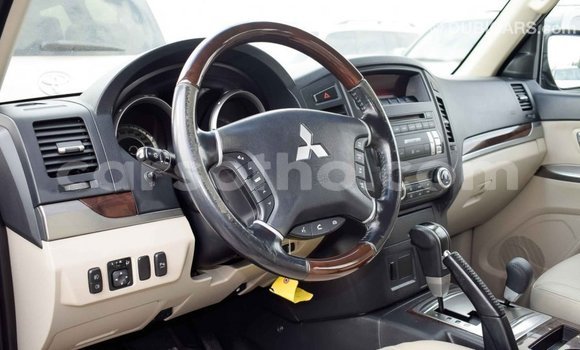 Sayi Imported Mitsubishi Pajero Black Mota in Import - Dubai a Maseru Sayi Imported Mitsubishi Pajero Black Mota in Import - Dubai a Maseru