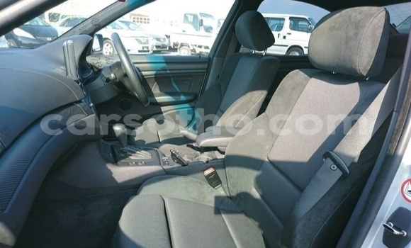 Acheter Occasion Voiture BMW 3–Series Gris à Butha–Buthe, Thaba-Tseka Acheter Occasion Voiture BMW 3–Series Gris à Butha–Buthe, Thaba-Tseka