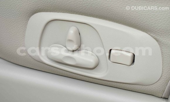 Sayi Imported Mitsubishi Pajero Black Mota in Import - Dubai a Maseru Sayi Imported Mitsubishi Pajero Black Mota in Import - Dubai a Maseru