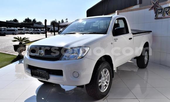 Acheter Occasion Voiture Toyota Hilux Blanc à Butha–Buthe, Thaba-Tseka Acheter Occasion Voiture Toyota Hilux Blanc à Butha–Buthe, Thaba-Tseka