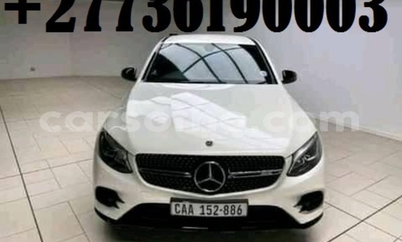 Acheter Occasion Voiture Mercedes-Benz AMG GLC Blanc à Maseru, Maseru Acheter Occasion Voiture Mercedes-Benz AMG GLC Blanc à Maseru, Maseru