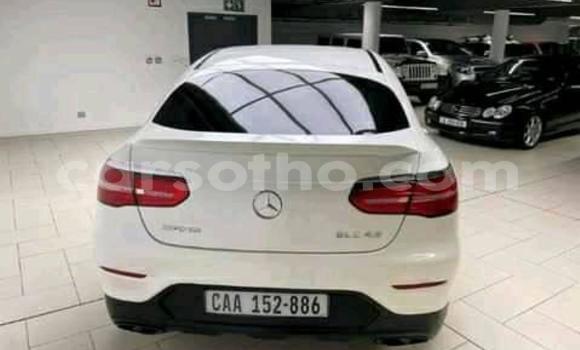 Acheter Occasion Voiture Mercedes-Benz AMG GLC Blanc à Maseru, Maseru Acheter Occasion Voiture Mercedes-Benz AMG GLC Blanc à Maseru, Maseru