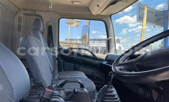 Sayi Na hannu Scania R420 White Babbar mota in Maseru a Maseru Sayi Na hannu Scania R420 White Babbar mota in Maseru a Maseru