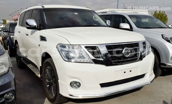 Sayi Imported Nissan Patrol White Mota in Import - Dubai a Maseru Sayi Imported Nissan Patrol White Mota in Import - Dubai a Maseru