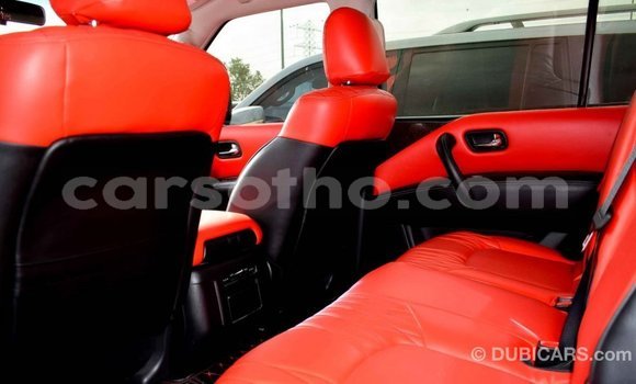 Sayi Imported Nissan Patrol White Mota in Import - Dubai a Maseru Sayi Imported Nissan Patrol White Mota in Import - Dubai a Maseru