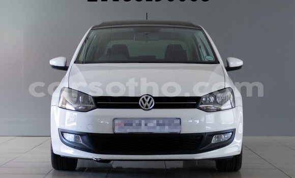 Sayi Na hannu Volkswagen Polo White Mota in Maseru a Maseru Sayi Na hannu Volkswagen Polo White Mota in Maseru a Maseru