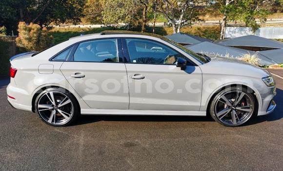 اشتري مستعمل Audi RS3 Blue سيارة في Maseru في Maseru اشتري مستعمل Audi RS3 Blue سيارة في Maseru في Maseru