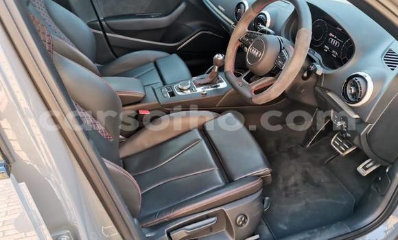 اشتري مستعمل Audi RS3 Blue سيارة في Maseru في Maseru اشتري مستعمل Audi RS3 Blue سيارة في Maseru في Maseru