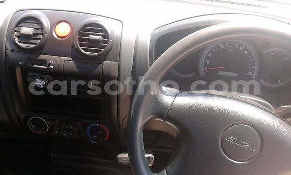 Buy Used Isuzu KB White Car in Maseru in Maseru Buy Used Isuzu KB White Car in Maseru in Maseru