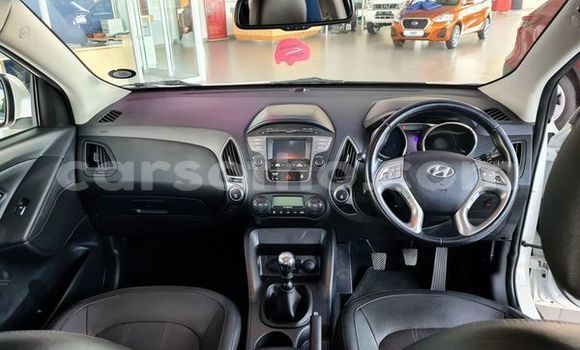 اشتري مستعمل Hyundai ix35 Silver سيارة في Maseru في Maseru اشتري مستعمل Hyundai ix35 Silver سيارة في Maseru في Maseru