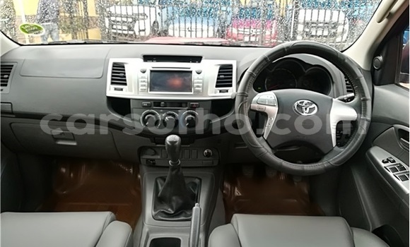 اشتري مستعمل Toyota Hilux Red سيارة في Maseru في Maseru اشتري مستعمل Toyota Hilux Red سيارة في Maseru في Maseru