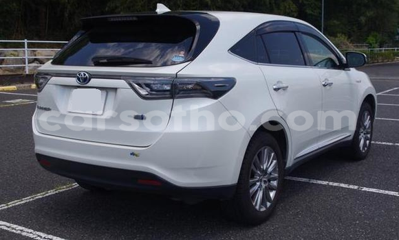 اشتري مستعمل Toyota Harrier White سيارة في Maseru في Maseru اشتري مستعمل Toyota Harrier White سيارة في Maseru في Maseru