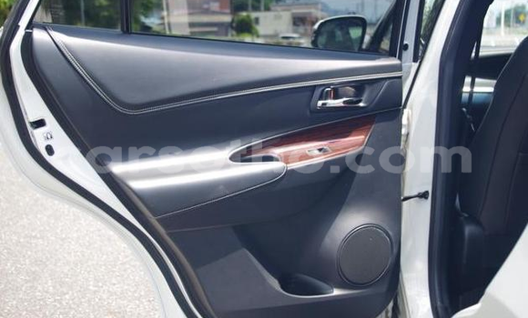 اشتري مستعمل Toyota Harrier White سيارة في Maseru في Maseru اشتري مستعمل Toyota Harrier White سيارة في Maseru في Maseru