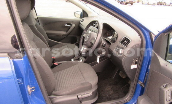 اشتري مستعمل Volkswagen Polo Blue سيارة في Butha Buthe في Butha-Buthe اشتري مستعمل Volkswagen Polo Blue سيارة في Butha Buthe في Butha-Buthe