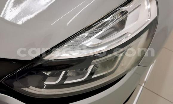 Sayi Na hannu Renault Clio Silver Mota in Maseru a Maseru Sayi Na hannu Renault Clio Silver Mota in Maseru a Maseru