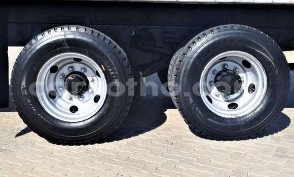 اشتري مستعمل Nissan UD Other شاحنة في Butha–Buthe في Thaba-Tseka اشتري مستعمل Nissan UD Other شاحنة في Butha–Buthe في Thaba-Tseka