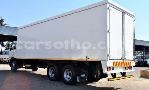 اشتري مستعمل Nissan UD Other شاحنة في Butha–Buthe في Thaba-Tseka اشتري مستعمل Nissan UD Other شاحنة في Butha–Buthe في Thaba-Tseka