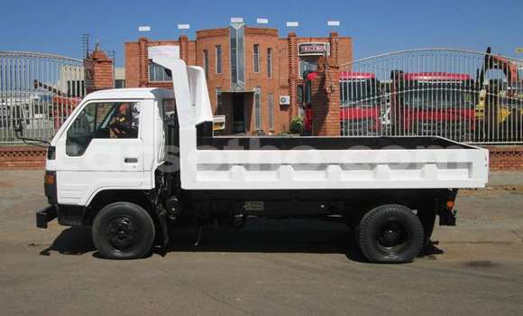 اشتري مستعمل Toyota Dyna Other شاحنة في Butha–Buthe في Thaba-Tseka اشتري مستعمل Toyota Dyna Other شاحنة في Butha–Buthe في Thaba-Tseka