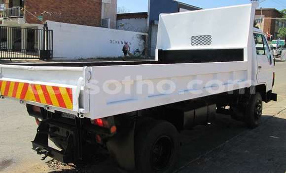 اشتري مستعمل Toyota Dyna Other شاحنة في Butha–Buthe في Thaba-Tseka اشتري مستعمل Toyota Dyna Other شاحنة في Butha–Buthe في Thaba-Tseka