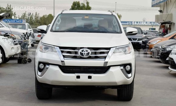 Buy Import Toyota Fortuner White Car in Import - Dubai in Maseru Buy Import Toyota Fortuner White Car in Import - Dubai in Maseru