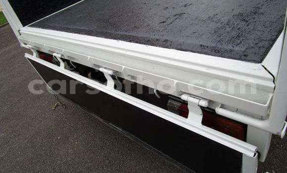 اشتري مستعمل Toyota Dyna White شاحنة في Butha–Buthe في Thaba-Tseka اشتري مستعمل Toyota Dyna White شاحنة في Butha–Buthe في Thaba-Tseka