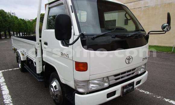 اشتري مستعمل Toyota Dyna White شاحنة في Butha–Buthe في Thaba-Tseka اشتري مستعمل Toyota Dyna White شاحنة في Butha–Buthe في Thaba-Tseka