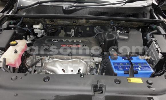 Sayi Na hannu Toyota Vanguard Black Mota in Maseru a Maseru Sayi Na hannu Toyota Vanguard Black Mota in Maseru a Maseru