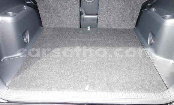 Sayi Na hannu Toyota Vanguard Black Mota in Maseru a Maseru Sayi Na hannu Toyota Vanguard Black Mota in Maseru a Maseru