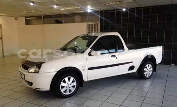 Acheter Occasion Voiture Ford Escort Blanc à Maseru, Maseru Acheter Occasion Voiture Ford Escort Blanc à Maseru, Maseru