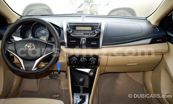Acheter Import Voiture Toyota Yaris Blanc à Import - Dubai, Maseru Acheter Import Voiture Toyota Yaris Blanc à Import - Dubai, Maseru