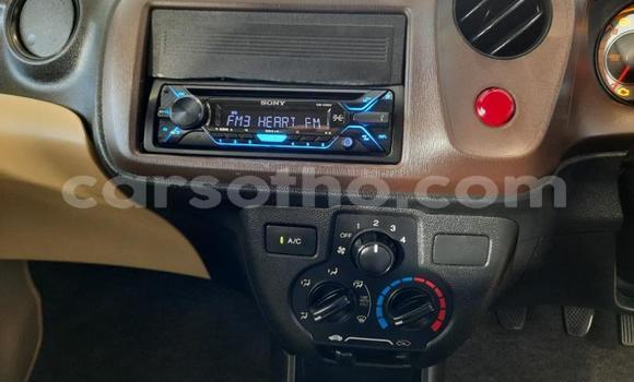 اشتري مستعمل Honda Brio Beige سيارة في Mafeteng في Mafeteng اشتري مستعمل Honda Brio Beige سيارة في Mafeteng في Mafeteng