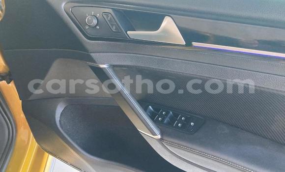 اشتري مستعمل Volkswagen Golf R Beige سيارة في Maseru في Maseru اشتري مستعمل Volkswagen Golf R Beige سيارة في Maseru في Maseru