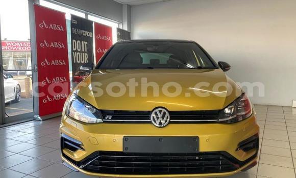 اشتري مستعمل Volkswagen Golf R Beige سيارة في Maseru في Maseru اشتري مستعمل Volkswagen Golf R Beige سيارة في Maseru في Maseru