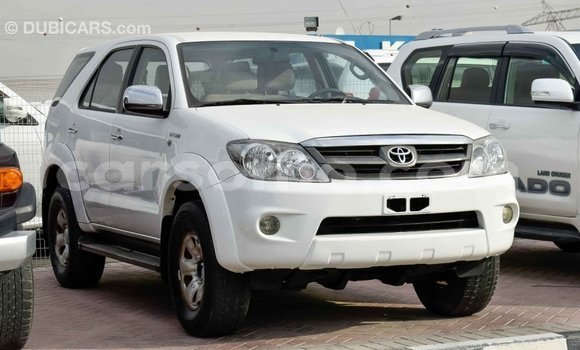 اشتري Imported Toyota Fortuner White سيارة في Import - Dubai في Maseru اشتري Imported Toyota Fortuner White سيارة في Import - Dubai في Maseru