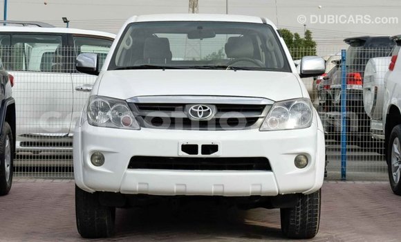 اشتري Imported Toyota Fortuner White سيارة في Import - Dubai في Maseru اشتري Imported Toyota Fortuner White سيارة في Import - Dubai في Maseru