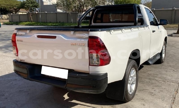 Acheter Occasion Voiture Toyota Hilux Blanc à Butha Buthe, Butha-Buthe Acheter Occasion Voiture Toyota Hilux Blanc à Butha Buthe, Butha-Buthe