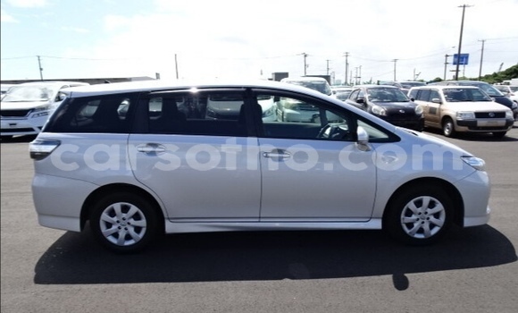 Buy Used Toyota Wish Silver Car in Import - Dubai in Maseru Buy Used Toyota Wish Silver Car in Import - Dubai in Maseru