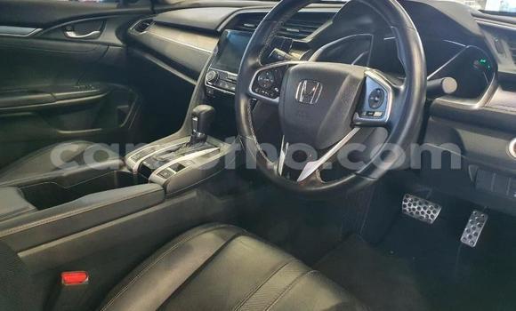 اشتري مستعمل Honda Civic White سيارة في Hlotse في Leribe اشتري مستعمل Honda Civic White سيارة في Hlotse في Leribe