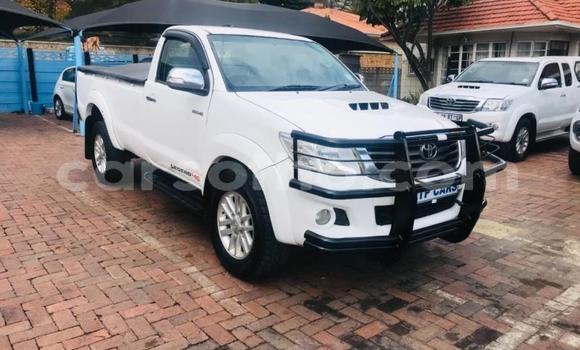 Acheter Occasion Voiture Toyota Hilux Blanc à Maseru, Maseru Acheter Occasion Voiture Toyota Hilux Blanc à Maseru, Maseru