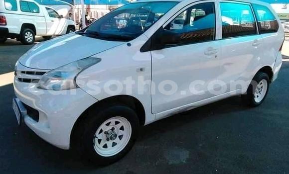 Acheter Occasion Voiture Toyota Avanza Blanc à Maseru, Maseru Acheter Occasion Voiture Toyota Avanza Blanc à Maseru, Maseru