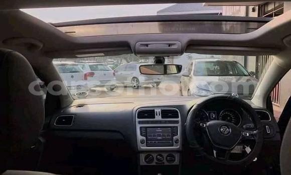 Acheter Occasion Voiture Volkswagen Polo Bleu à Maseru, Maseru Acheter Occasion Voiture Volkswagen Polo Bleu à Maseru, Maseru