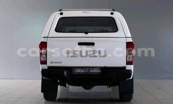 Sayi Na hannu Isuzu D-max Cab4 White Mota in Maseru a Maseru Sayi Na hannu Isuzu D-max Cab4 White Mota in Maseru a Maseru