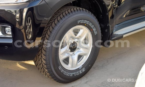 Acheter Import Voiture Toyota Land Cruiser Noir à Import - Dubai, Maseru Acheter Import Voiture Toyota Land Cruiser Noir à Import - Dubai, Maseru