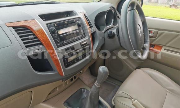 Sayi Na hannu Toyota Fortuner Black Mota in Maseru a Maseru Sayi Na hannu Toyota Fortuner Black Mota in Maseru a Maseru