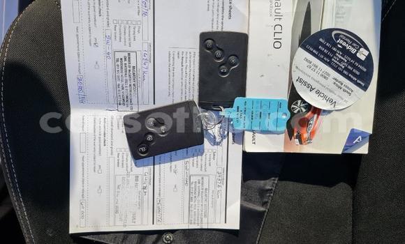 اشتري مستعمل Kia Rio Silver سيارة في Hlotse في Leribe اشتري مستعمل Kia Rio Silver سيارة في Hlotse في Leribe