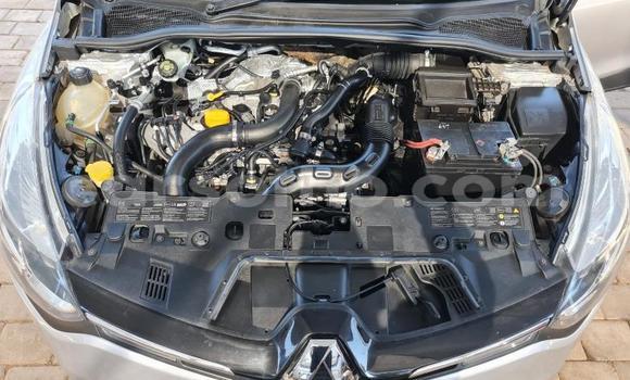 اشتري مستعمل Kia Rio Silver سيارة في Hlotse في Leribe اشتري مستعمل Kia Rio Silver سيارة في Hlotse في Leribe